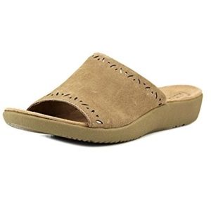 ❌SOLD❌ Earth Origins Valorie Slide Sandals